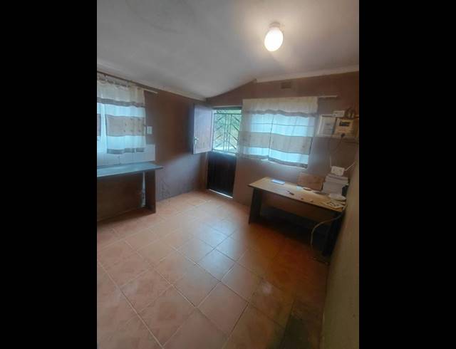 2 BEDROOM PROPERTY TO RENT IN UMLAZI B
